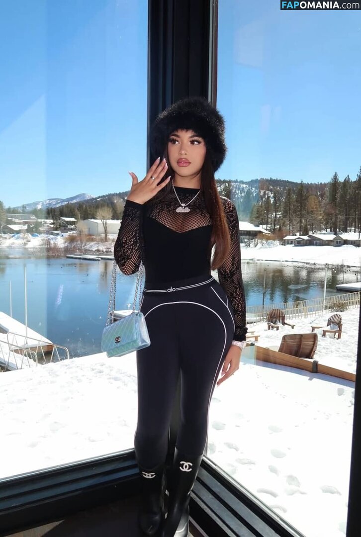 babycali / babyycalle / notbabycalle Meztelen OnlyFans  Kikerült fotó #2