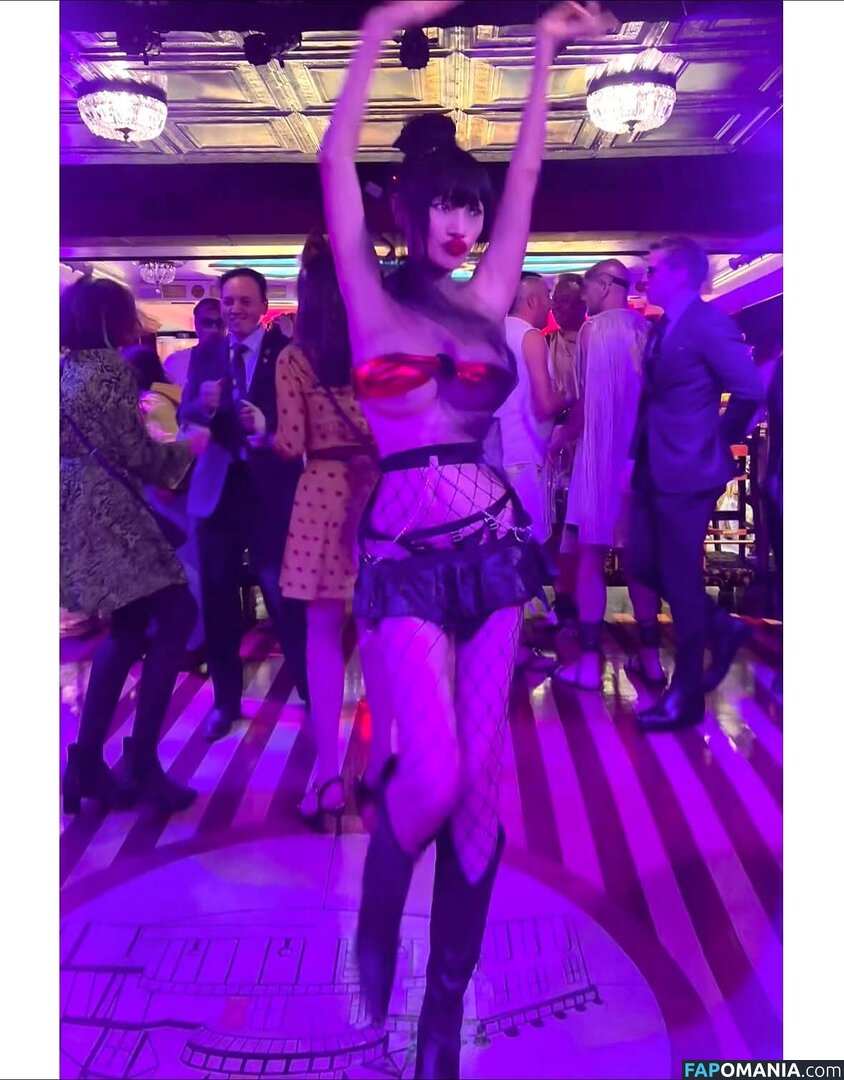 Bai Ling / iambailing Meztelen OnlyFans  Kikerült fotó #639