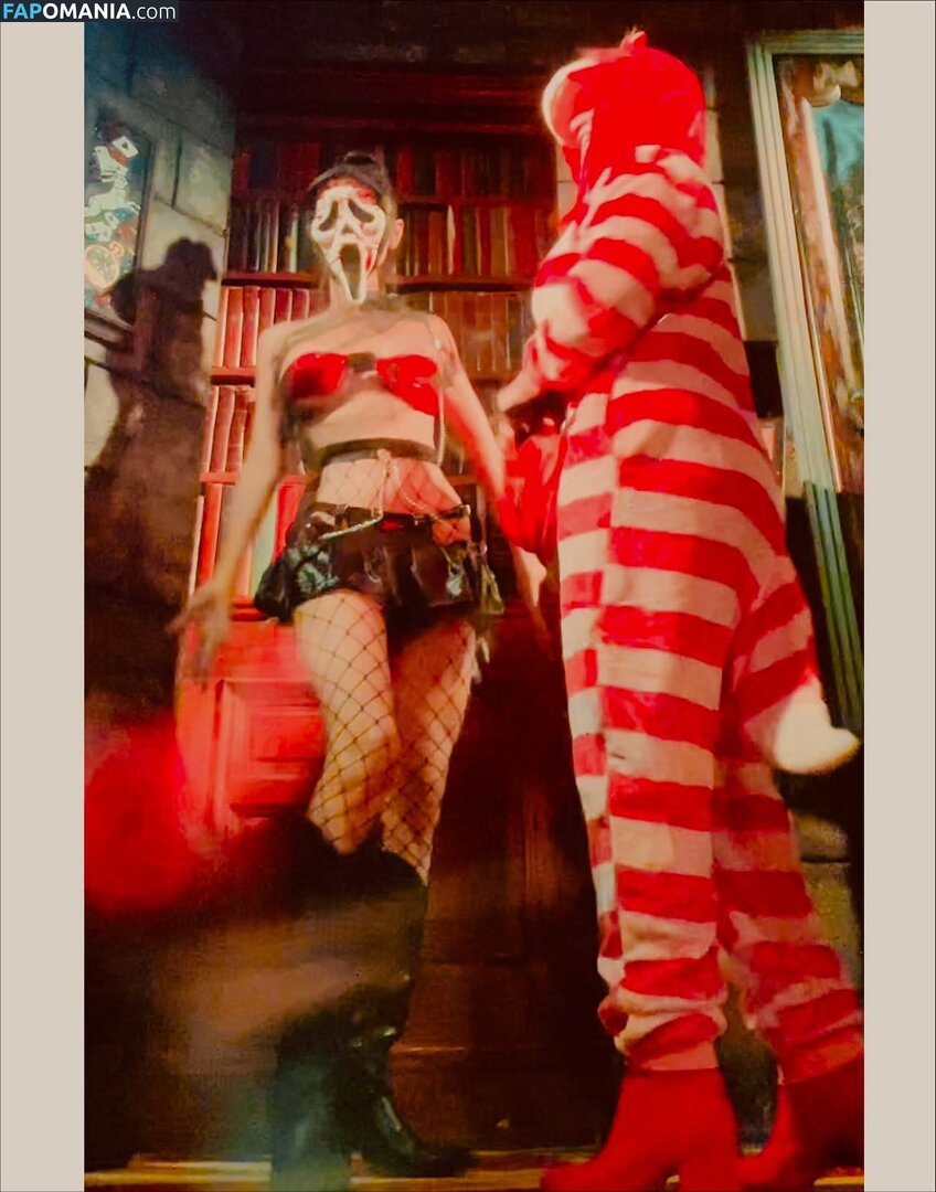 Bai Ling / iambailing Meztelen OnlyFans  Kikerült fotó #655