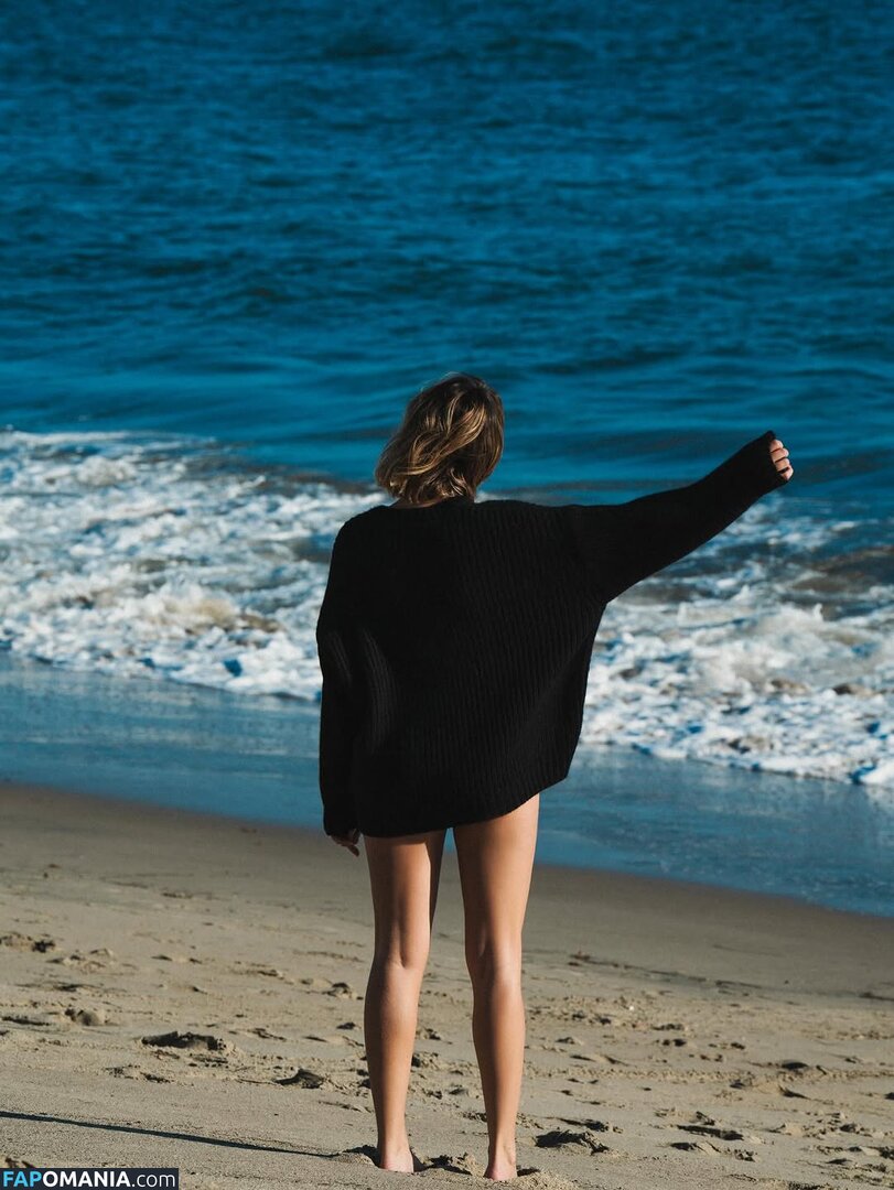 Bailee Madison / baileemadison / bailey_madis0n Meztelen OnlyFans  Kikerült fotó #7