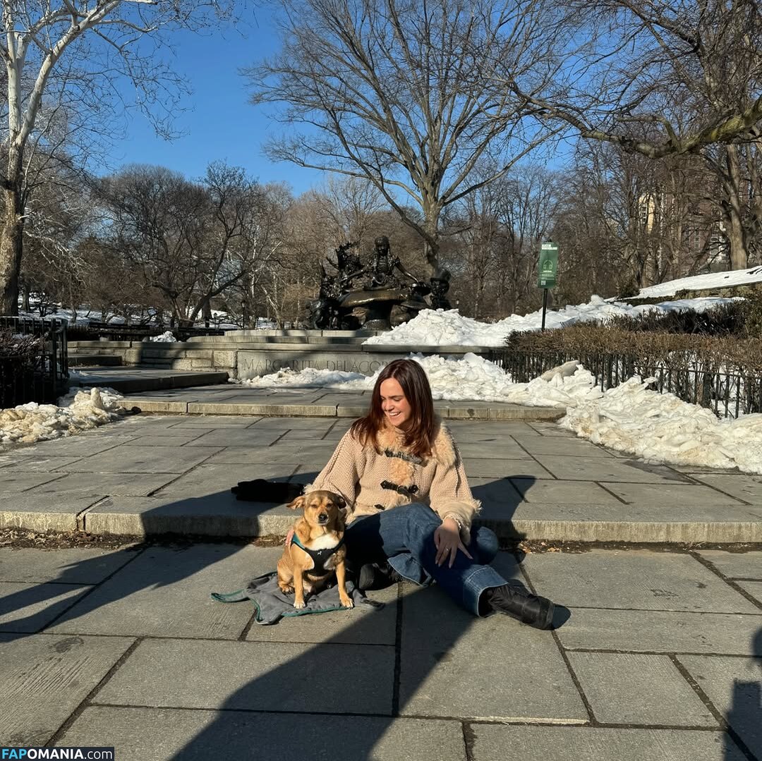 Bailee Madison / baileemadison / bailey_madis0n Meztelen OnlyFans  Kikerült fotó #22