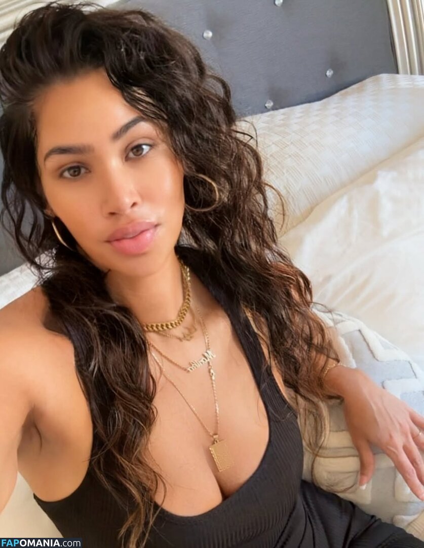 barefootbaddys / blacknthaichick Meztelen OnlyFans  Kikerült fotó #3