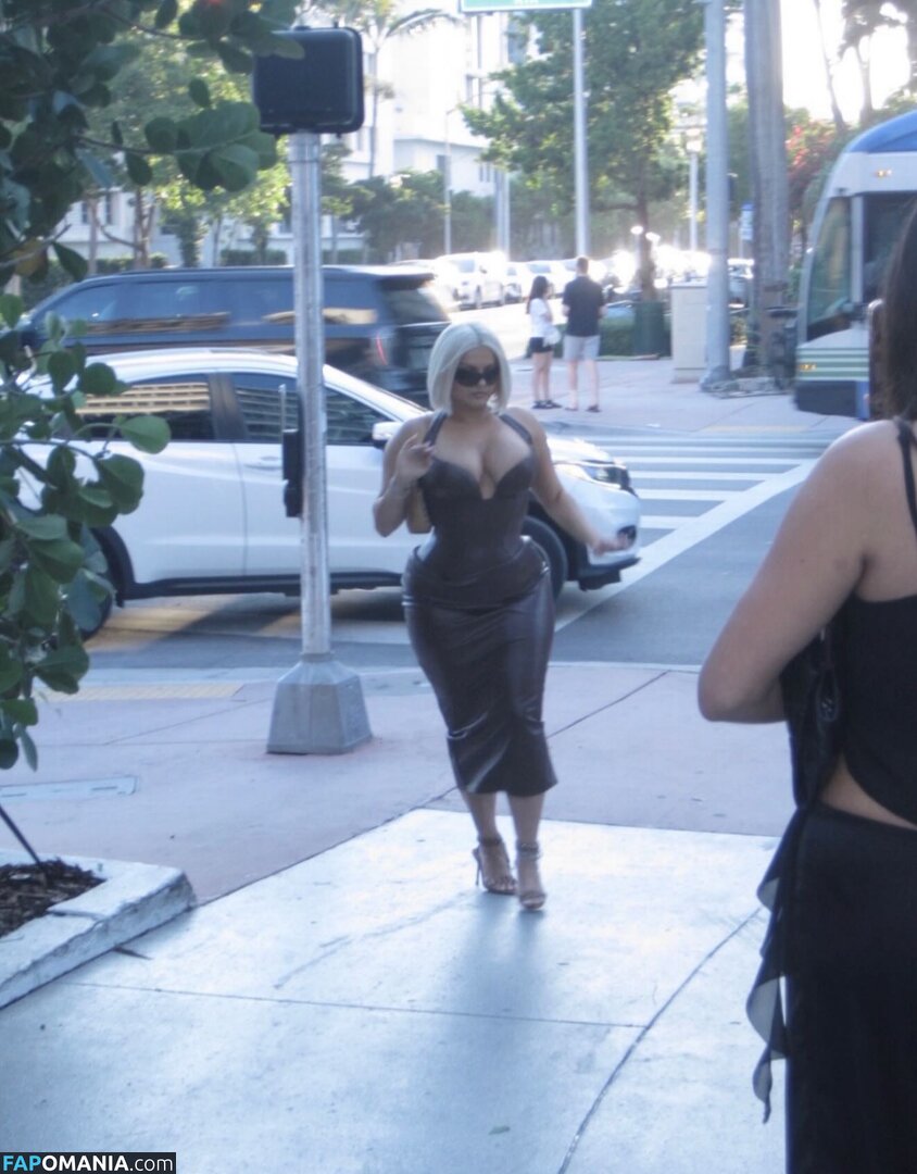 Bebe Rexha / beberexha / skylinevexx Meztelen OnlyFans  Kikerült fotó #454