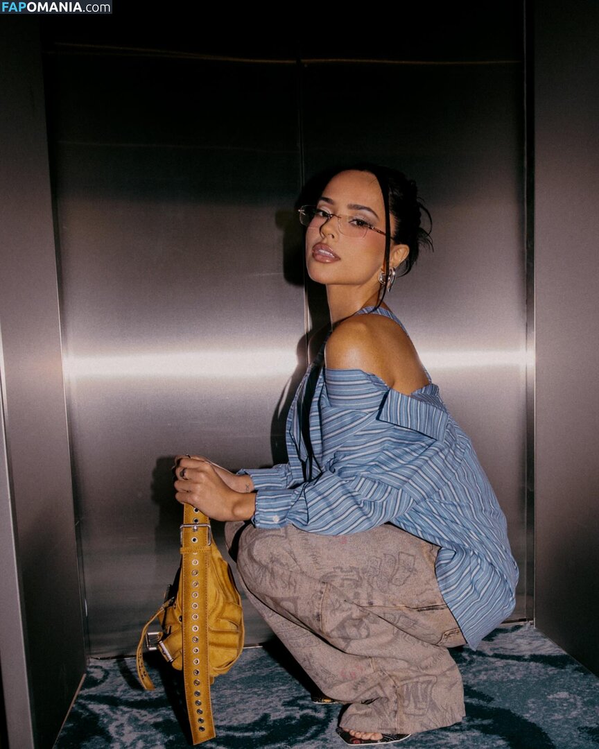 Becky G / iambeckyg / therealbeckyg Meztelen OnlyFans  Kikerült fotó #1041