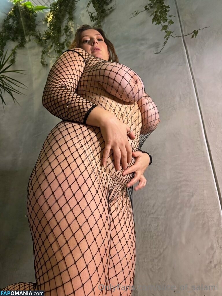 Bel Larcombe / Slice_of_salami_ / Bel Larcombe slice_of_salami_ / bel_larcombe_ Meztelen OnlyFans  Kikerült fotó #293