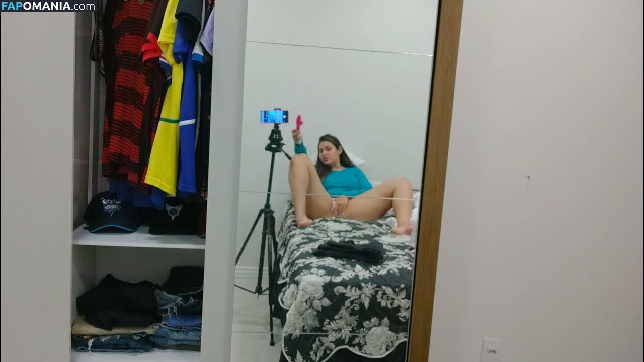 Bella Menezes / isamnzs / isinha meneses / isinhamnzs / prontomostreii Meztelen OnlyFans  Kikerült fotó #33