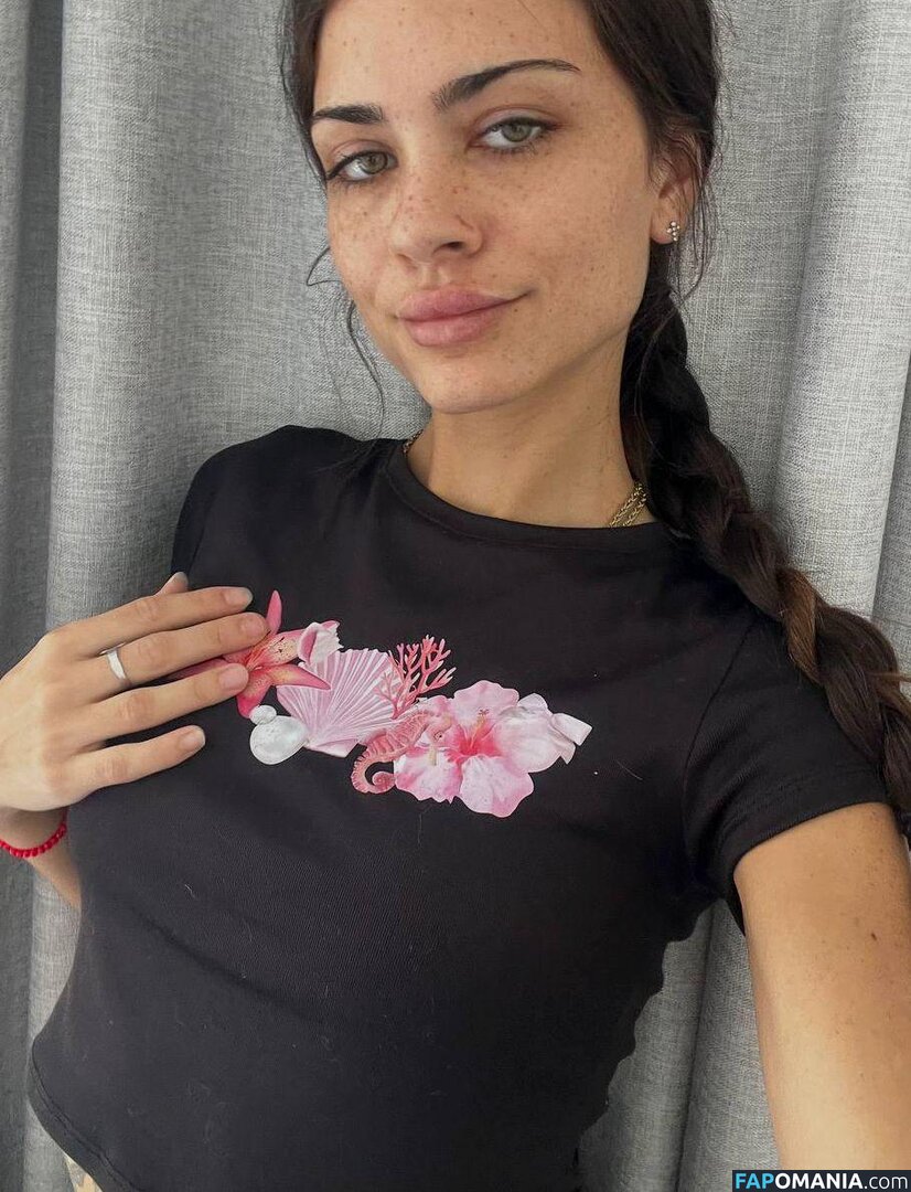 berraka Meztelen OnlyFans  Kikerült fotó #8