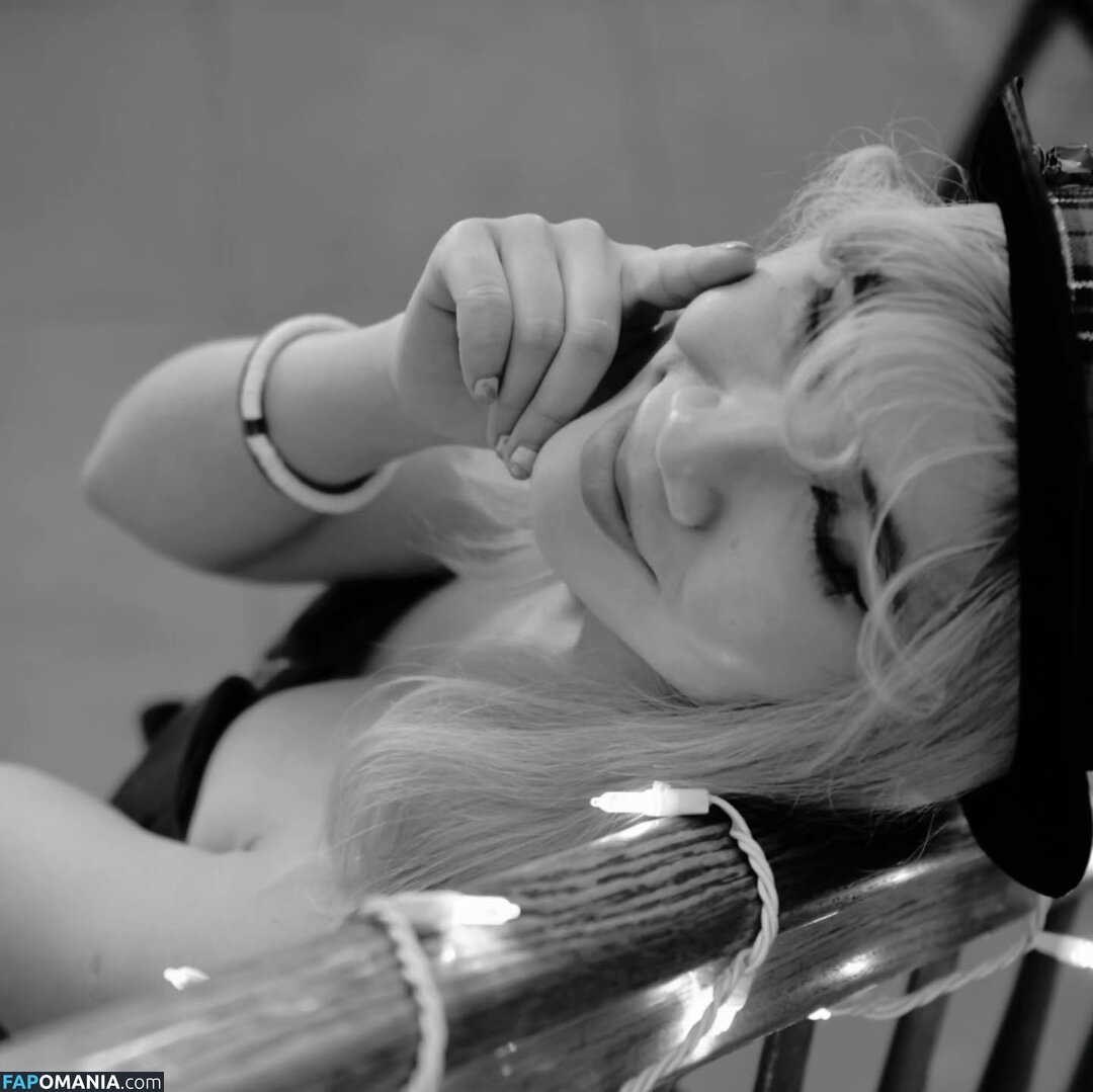 Aquentine / Bessy Q / Final Girlz / Justa Queen / Quynh Văn / _bessy.q_ Meztelen OnlyFans  Kikerült fotó #7