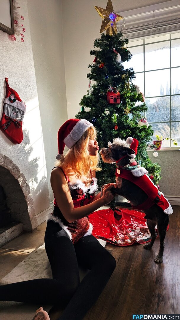 Aquentine / Bessy Q / Final Girlz / Justa Queen / Quynh Văn / _bessy.q_ Meztelen OnlyFans  Kikerült fotó #14