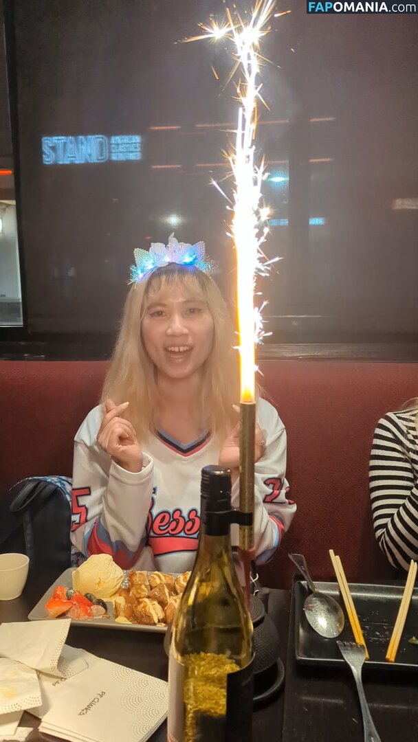 Aquentine / Bessy Q / Final Girlz / Justa Queen / Quynh Văn / _bessy.q_ Meztelen OnlyFans  Kikerült fotó #30