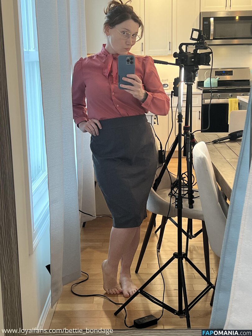 Bettie Bondage / __bettiebee / bettie_bondage Meztelen OnlyFans  Kikerült fotó #437