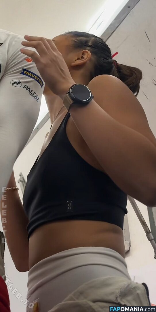 Bianca Bustamante / https: / racerbia Meztelen OnlyFans  Kikerült fotó #18