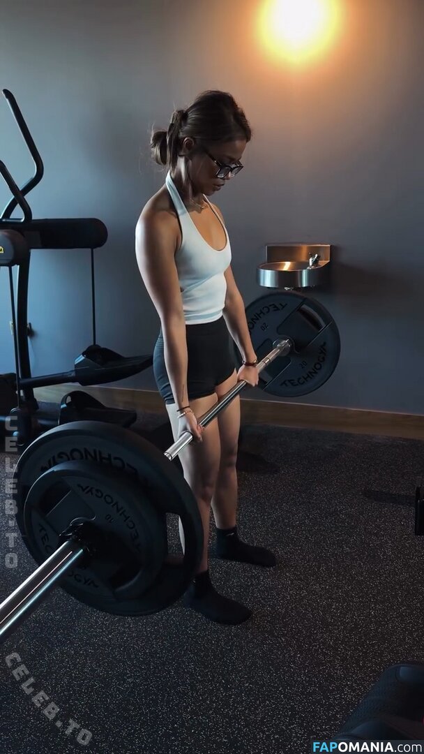 Bianca Bustamante / https: / racerbia Meztelen OnlyFans  Kikerült fotó #23