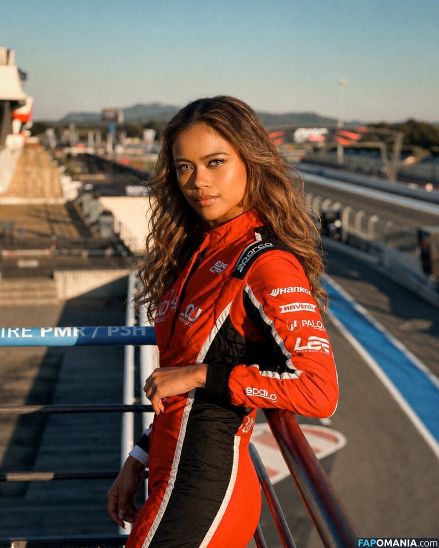 Bianca Bustamante / https: / racerbia Meztelen OnlyFans  Kikerült fotó #34