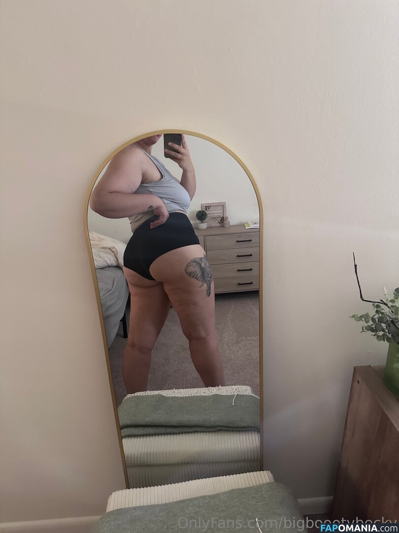 bigboootybecky / bigbootybecka_ Meztelen OnlyFans  Kikerült fotó #8