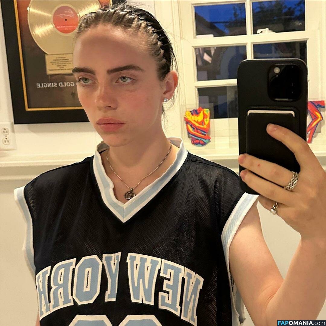 Billie Eilish / Fake / billeeilish / billieeilish Meztelen OnlyFans  Kikerült fotó #36