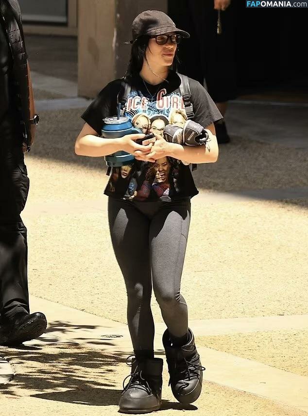 Billie Eilish / Fake / billeeilish / billieeilish Meztelen OnlyFans  Kikerült fotó #58