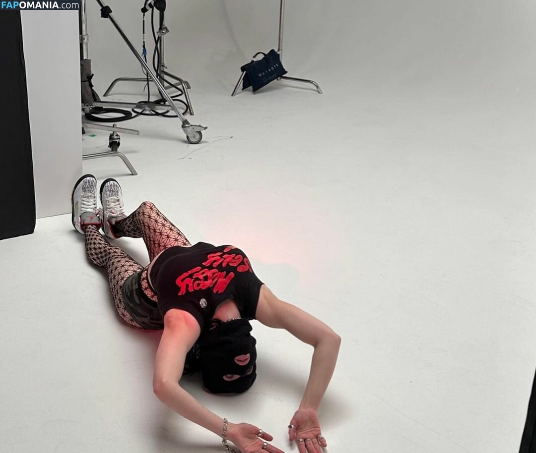 Billie Eilish / Fake / billeeilish / billieeilish Meztelen OnlyFans  Kikerült fotó #145