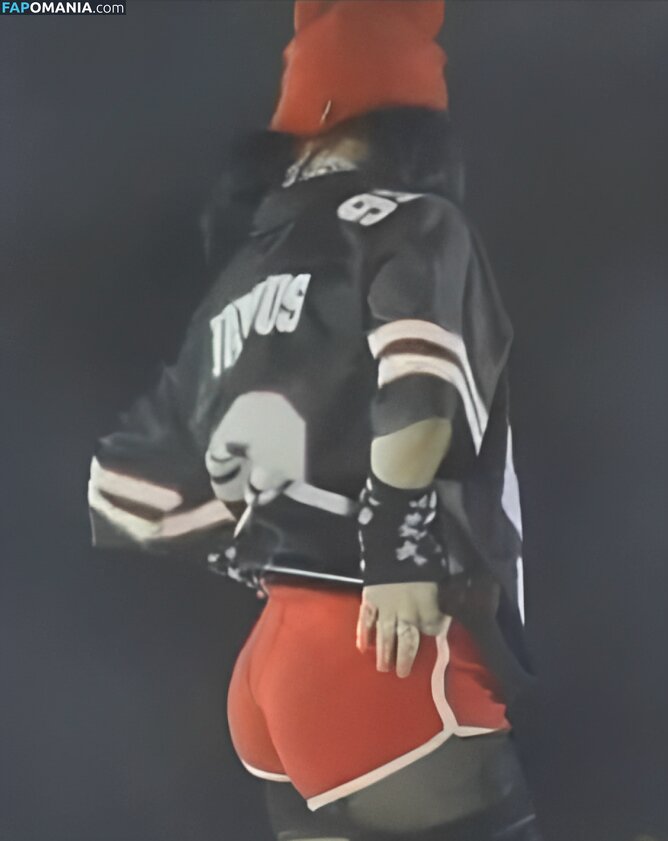 Billie Eilish / Fake / billeeilish / billieeilish Meztelen OnlyFans  Kikerült fotó #271