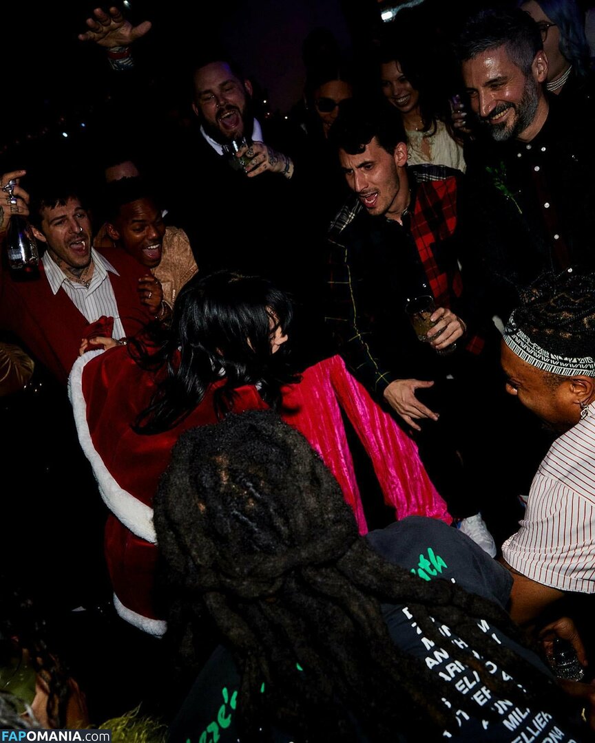 Billie Eilish / Fake / billeeilish / billieeilish Meztelen OnlyFans  Kikerült fotó #636