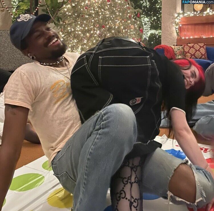 Billie Eilish / Fake / billeeilish / billieeilish Meztelen OnlyFans  Kikerült fotó #1083