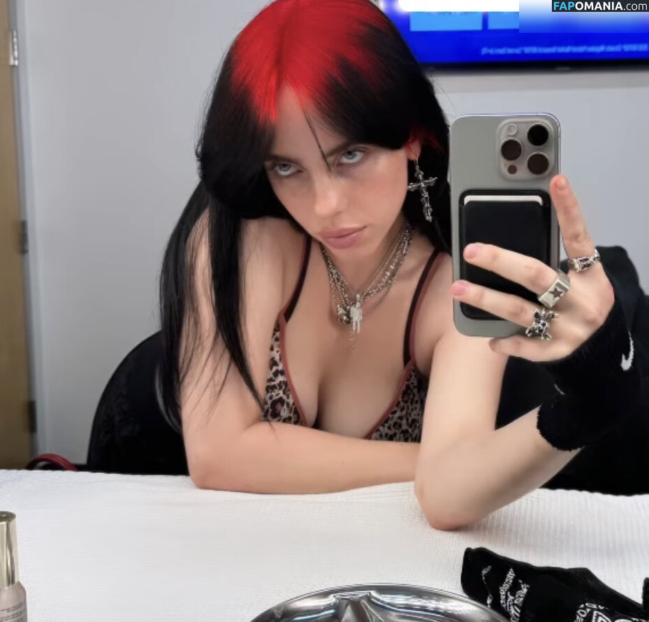 Billie Eilish / Fake / billeeilish / billieeilish Meztelen OnlyFans  Kikerült fotó #1821