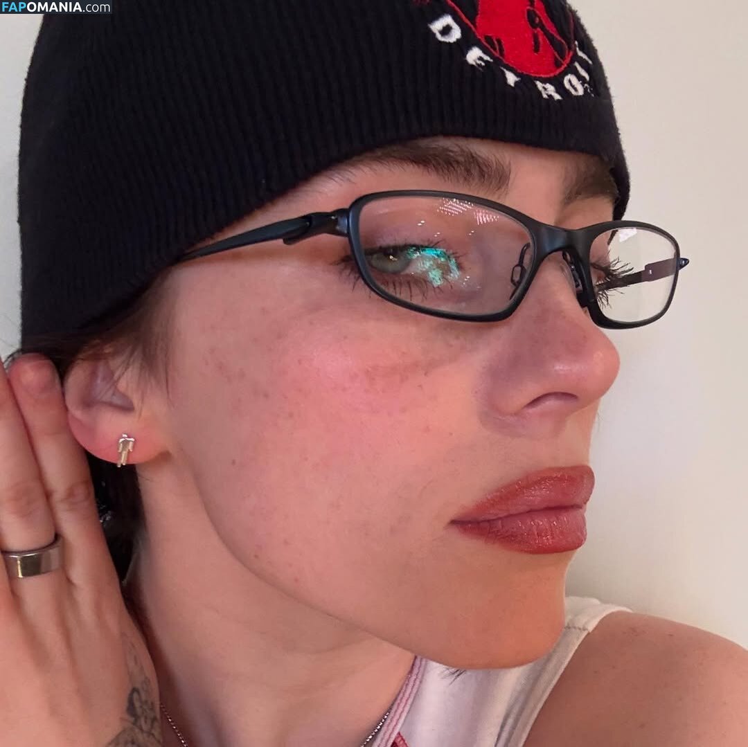 Billie Eilish / Fake / billeeilish / billieeilish Meztelen OnlyFans  Kikerült fotó #2235
