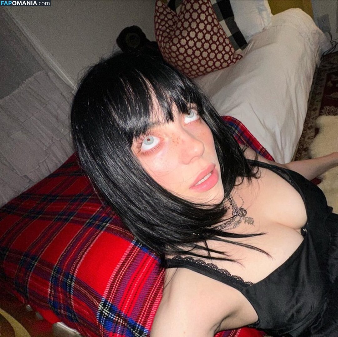 Billie Eilish / Fake / billeeilish / billieeilish Meztelen OnlyFans  Kikerült fotó #2251