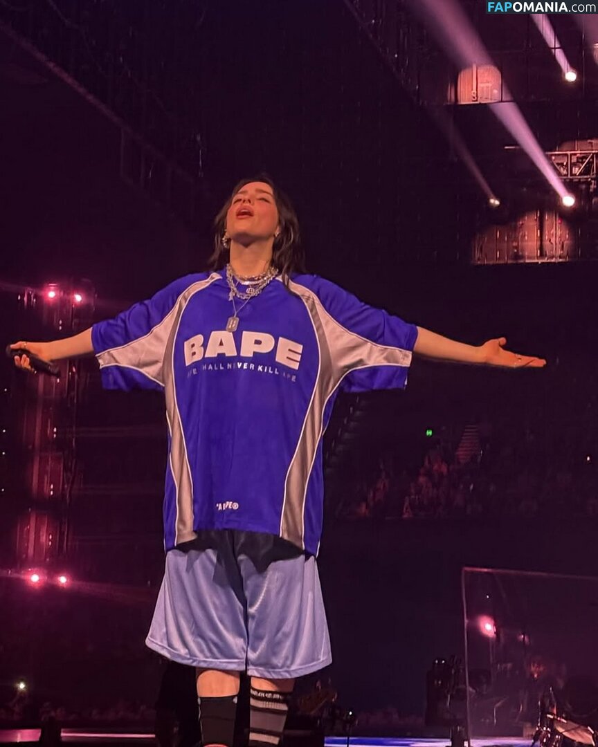 Billie Eilish / Fake / billeeilish / billieeilish Meztelen OnlyFans  Kikerült fotó #2260