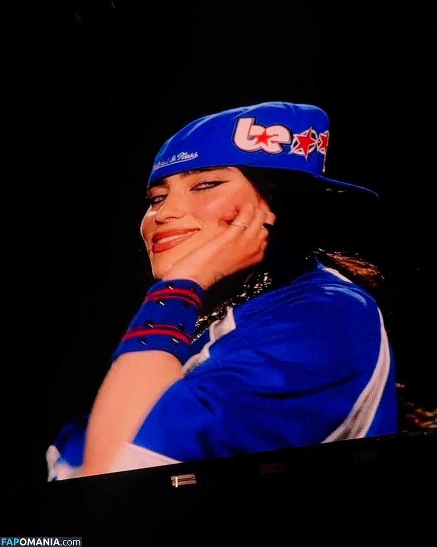 Billie Eilish / Fake / billeeilish / billieeilish Meztelen OnlyFans  Kikerült fotó #2261