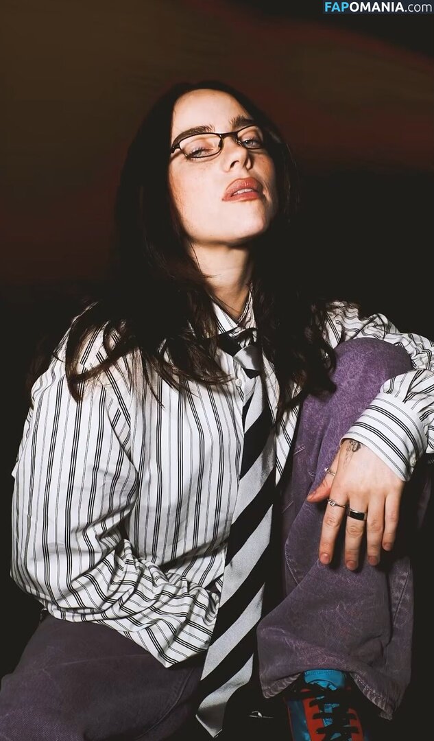 Billie Eilish / Fake / billeeilish / billieeilish Meztelen OnlyFans  Kikerült fotó #2297
