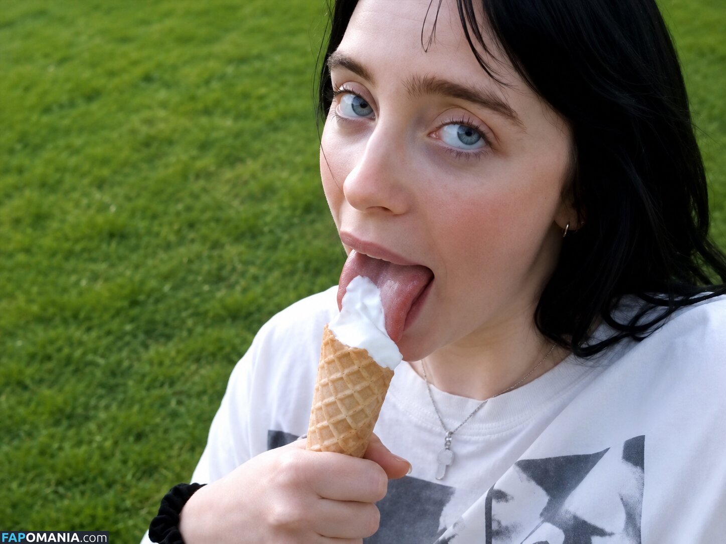 Billie Eilish / Fake / billeeilish / billieeilish Meztelen OnlyFans  Kikerült fotó #2336