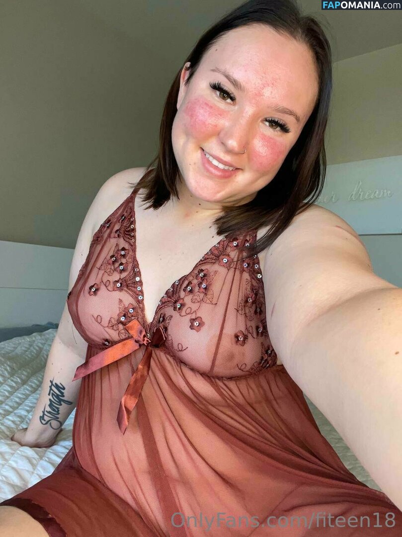 bisexualcollegegirl / rubitout Meztelen OnlyFans  Kikerült fotó #3