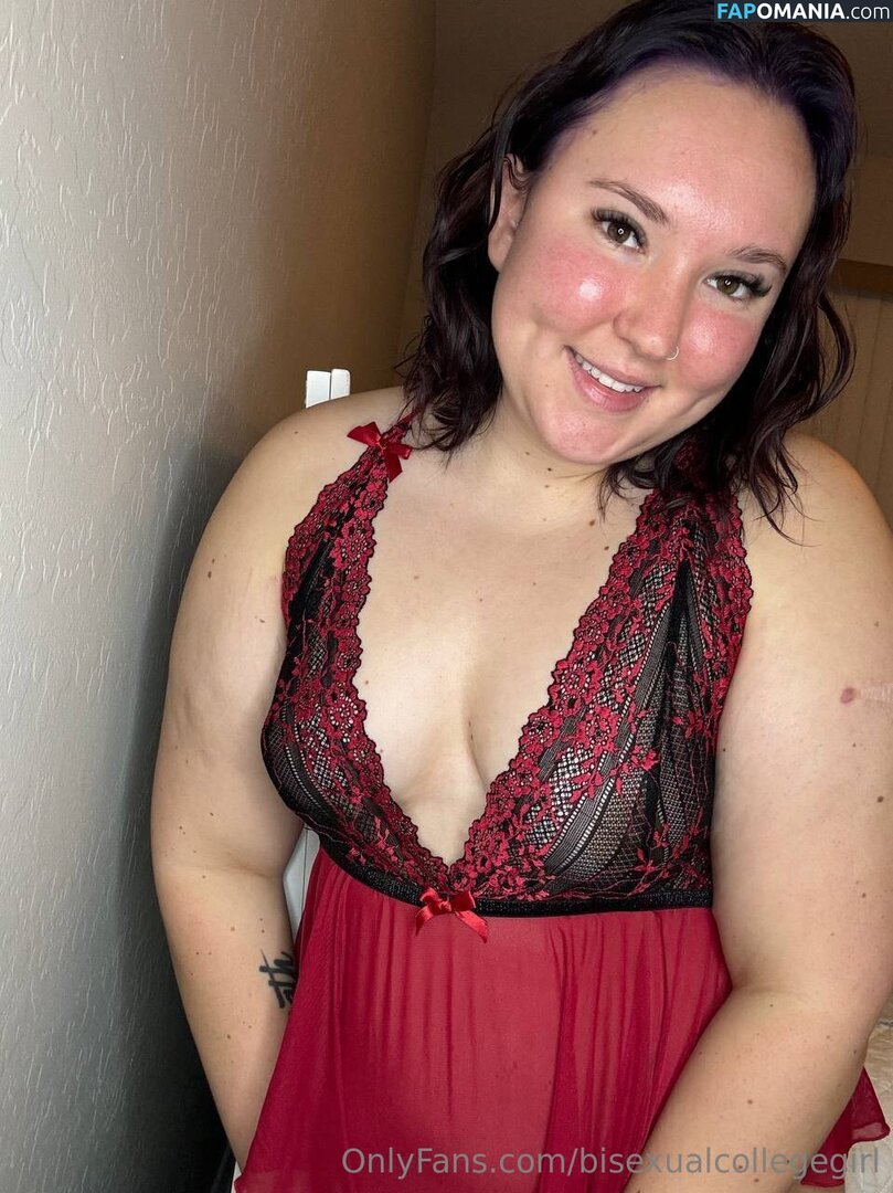 bisexualcollegegirl / rubitout Meztelen OnlyFans  Kikerült fotó #15