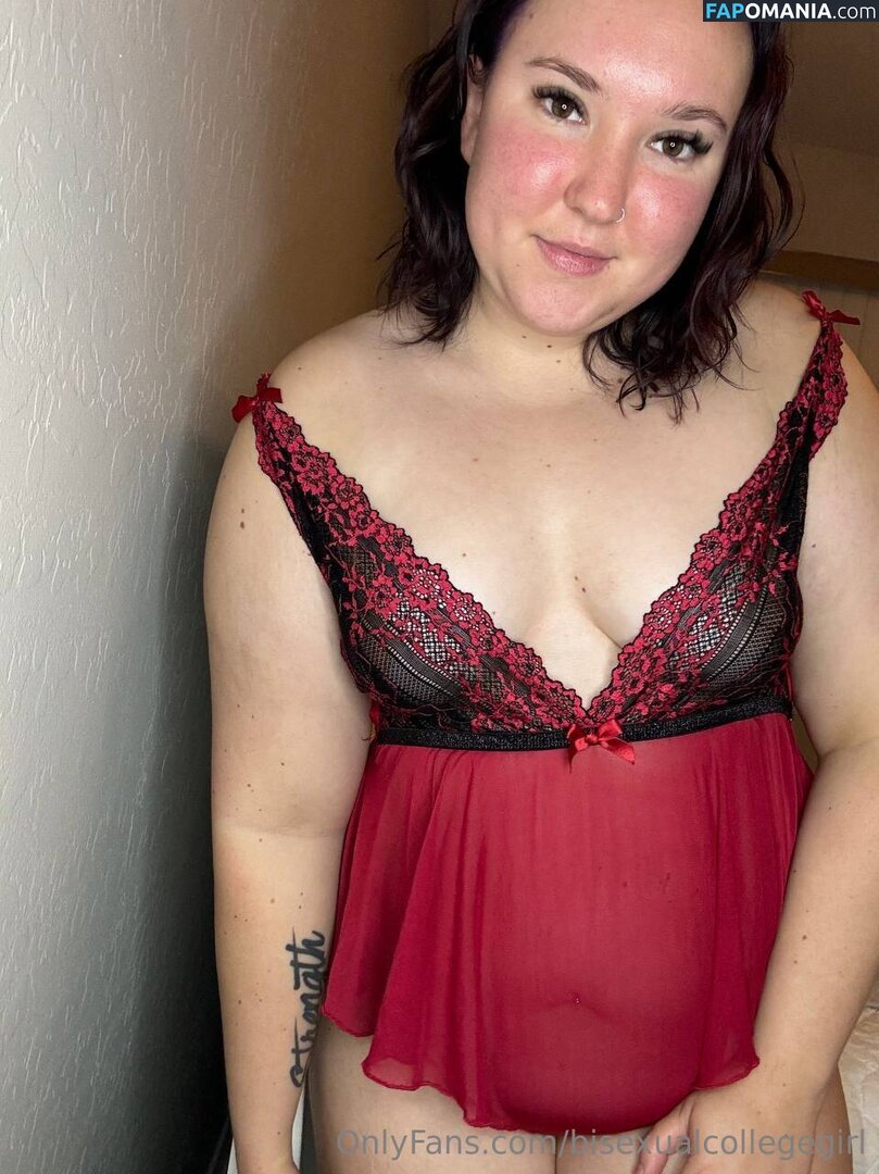 bisexualcollegegirl / rubitout Meztelen OnlyFans  Kikerült fotó #16