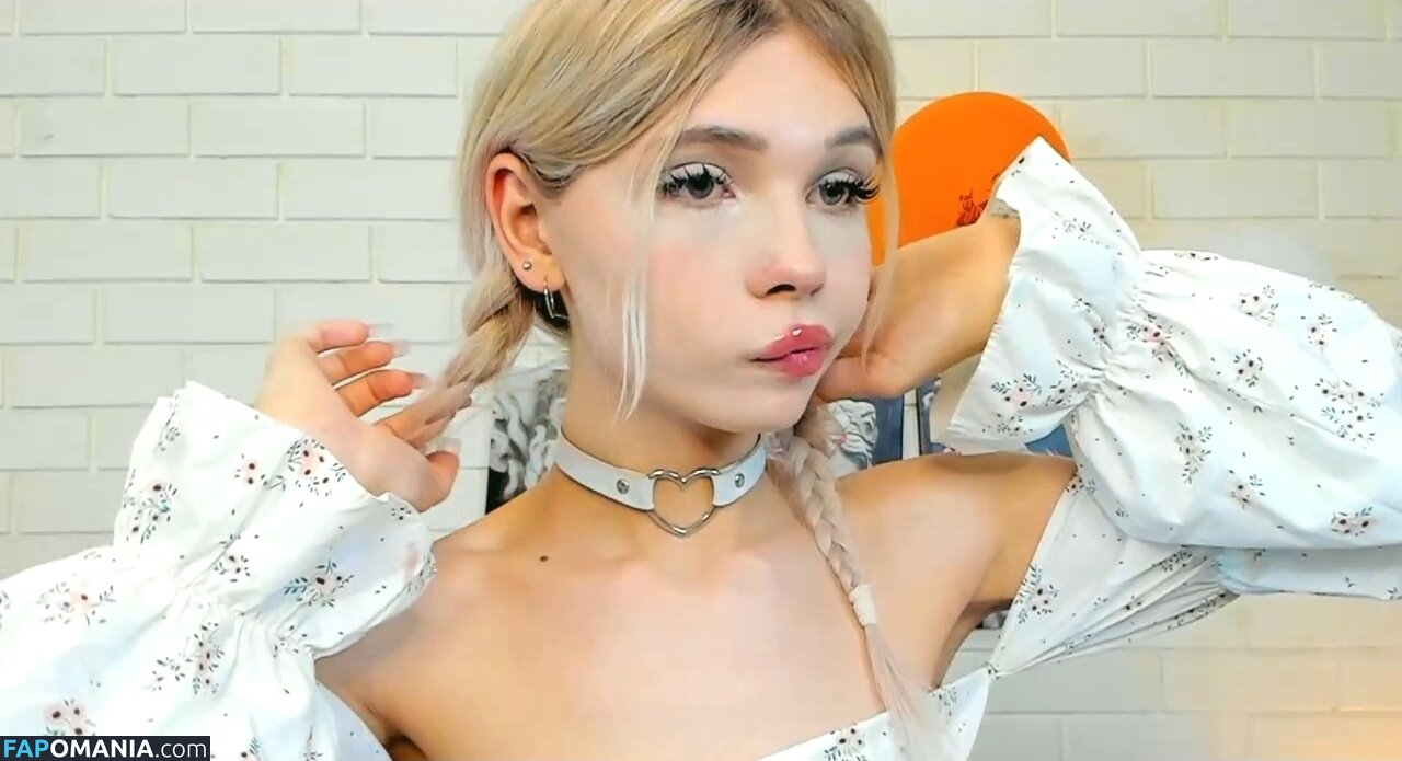 Blondy_fina / blondy_curvy2595 Meztelen OnlyFans  Kikerült fotó #3
