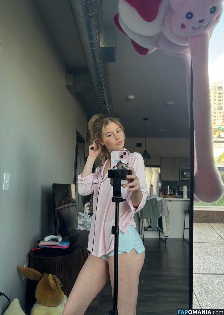 Blue World / Blueworld777 / blueworldd / rileydekoker Meztelen OnlyFans  Kikerült fotó #3