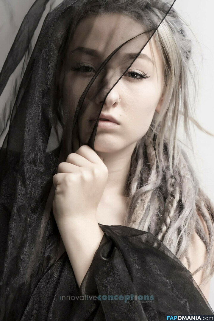 BluTube / orchidsandhoney / therealroyalblu Meztelen OnlyFans  Kikerült fotó #45