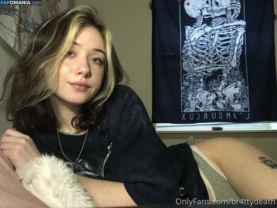 brattydeath / brattyydeath / cherry_grl / waifu.brattyydeath Meztelen OnlyFans  Kikerült fotó #38