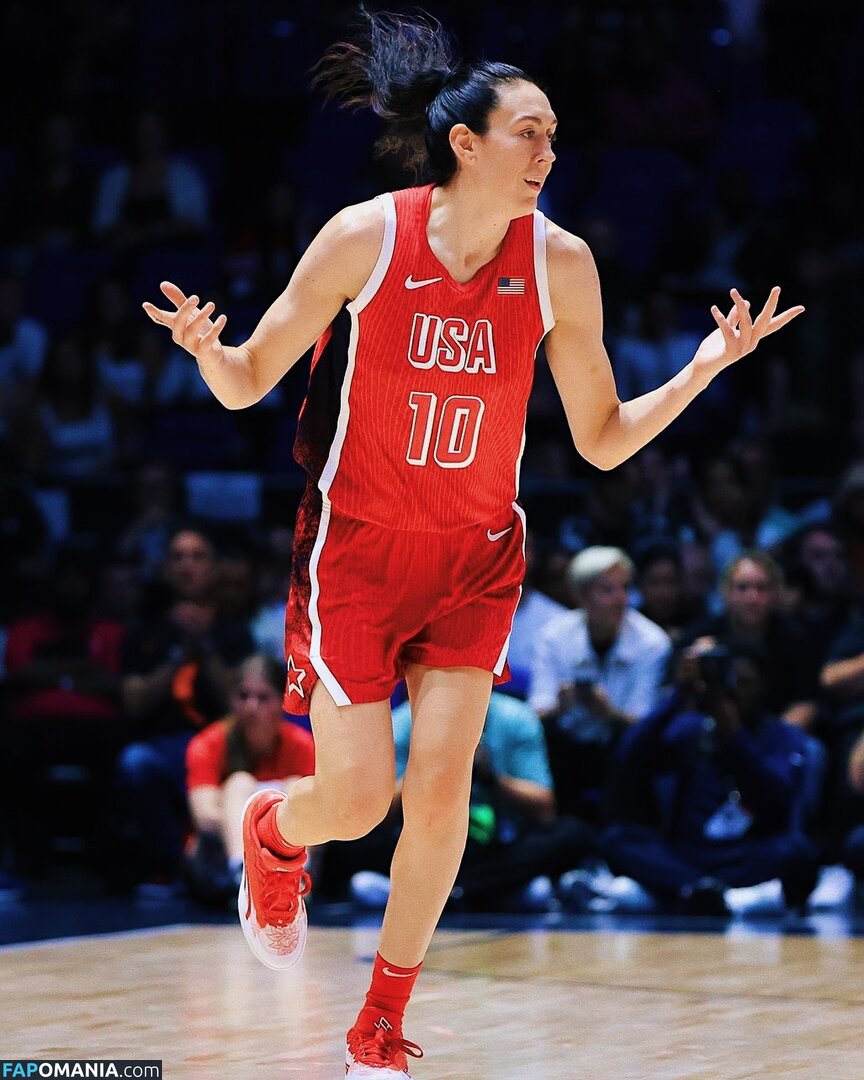 Breanna Stewart / WNBA Player / breannastewart30 Meztelen OnlyFans  Kikerült fotó #10