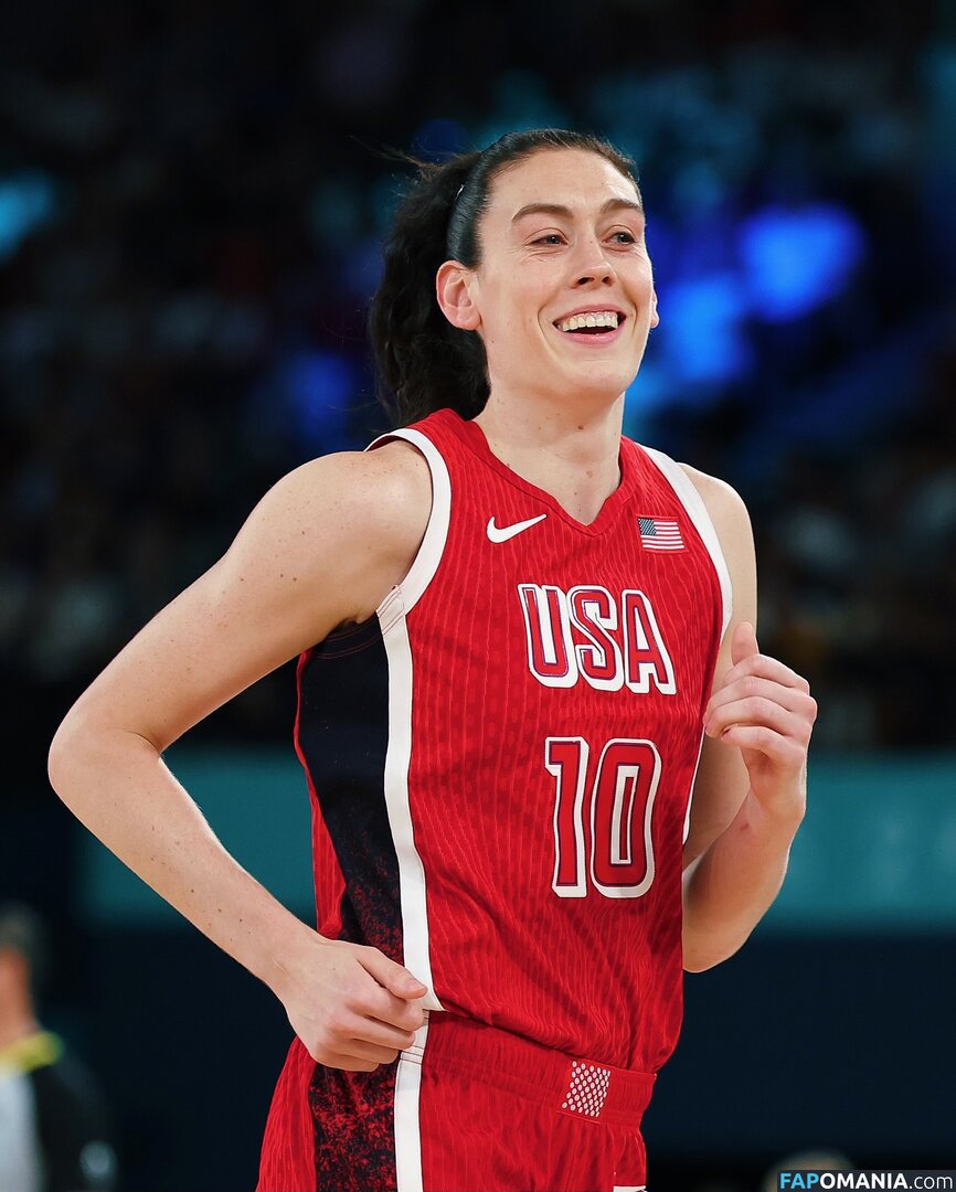 Breanna Stewart / WNBA Player / breannastewart30 Meztelen OnlyFans  Kikerült fotó #12