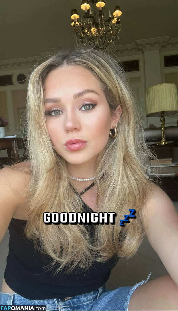 Brec Bassinger / brecbassinger Meztelen OnlyFans  Kikerült fotó #18