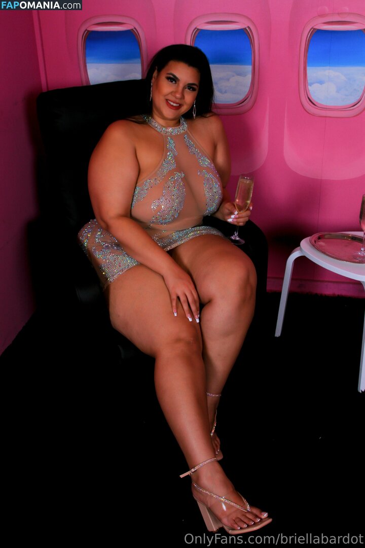 briellabardot / buttercream19 Meztelen OnlyFans  Kikerült fotó #79