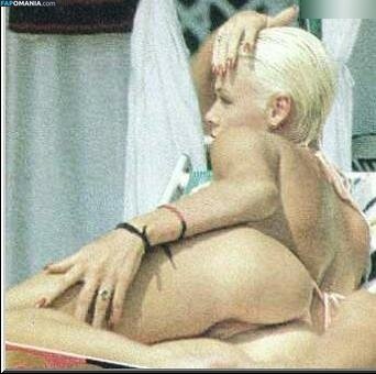 Brigitte Nielsen / brigittenielsen / realbrigittenielsen Meztelen OnlyFans  Kikerült fotó #41