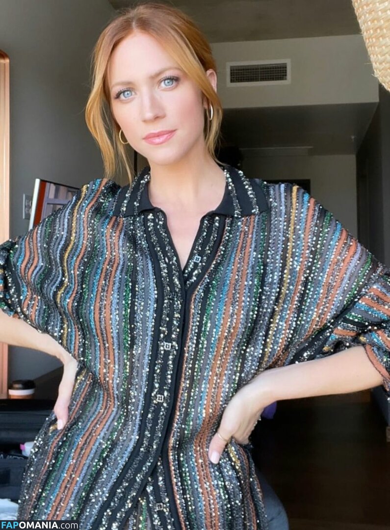 Brittany Snow / brittanysnow / https: / montanamama Meztelen OnlyFans  Kikerült fotó #17