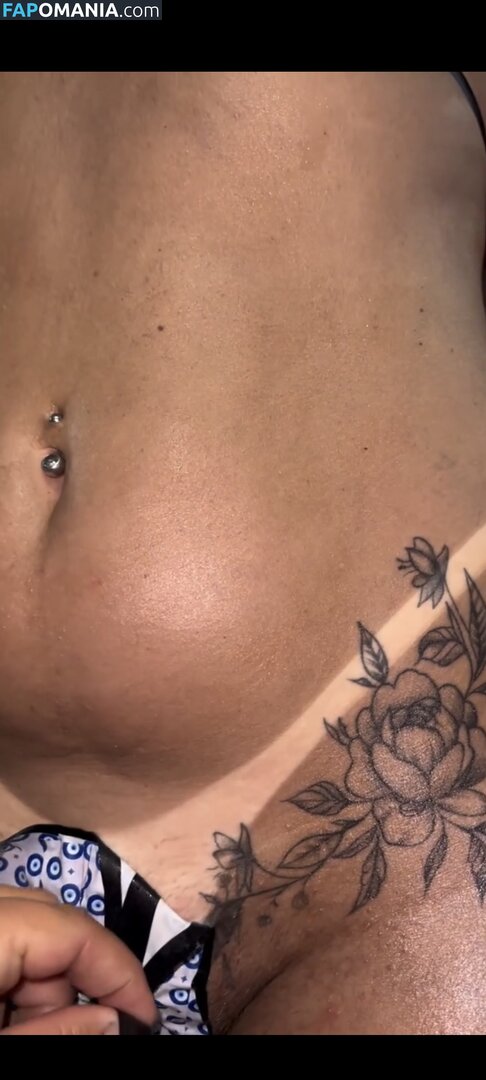 Bronzeamento Natural / biquini marquinha de fita / https: / lorynhadejery / terracodobronze / zer00um Meztelen OnlyFans  Kikerült fotó #15