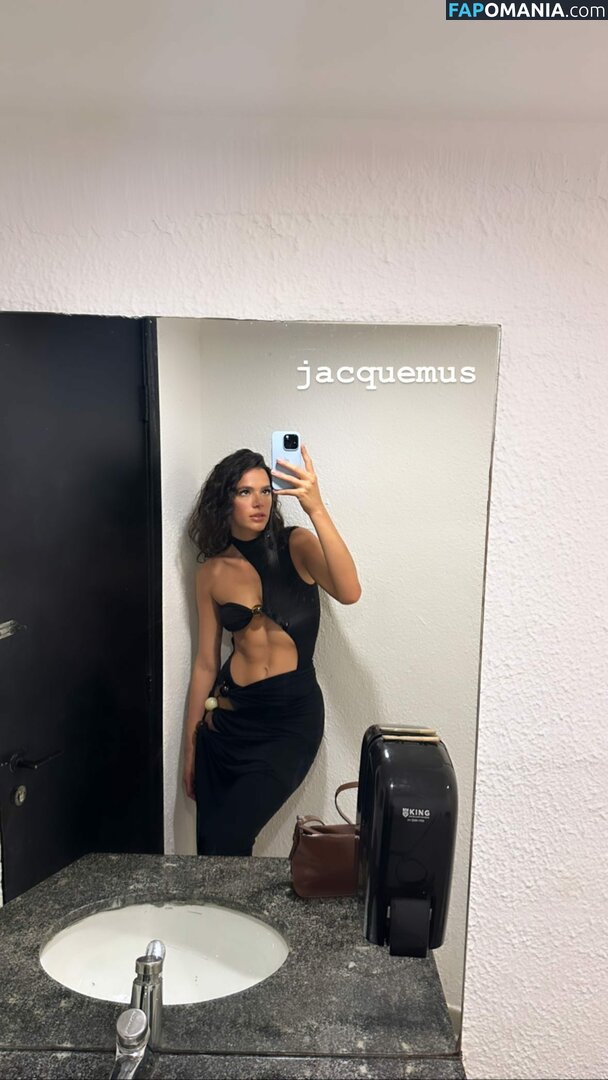 BruMarquezine / Bruna Marquezine / brunamarquezine / https: Meztelen OnlyFans  Kikerült fotó #53