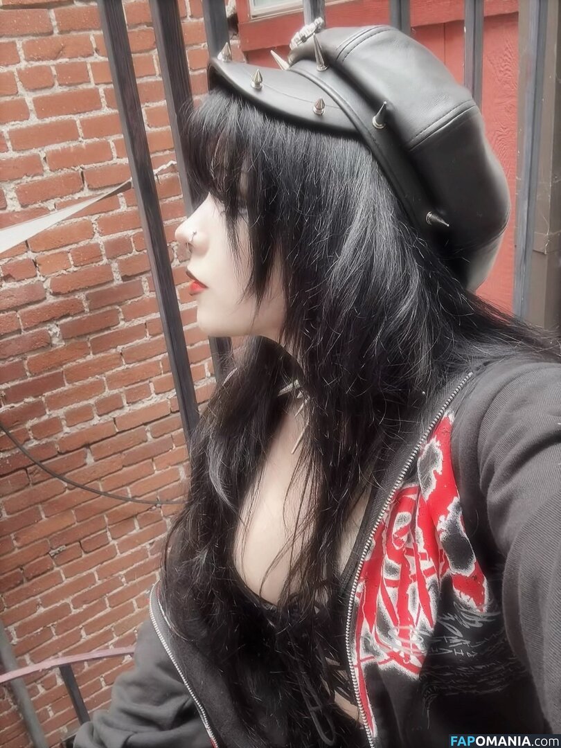 buffgothmom / xohmygoth Meztelen OnlyFans  Kikerült fotó #9