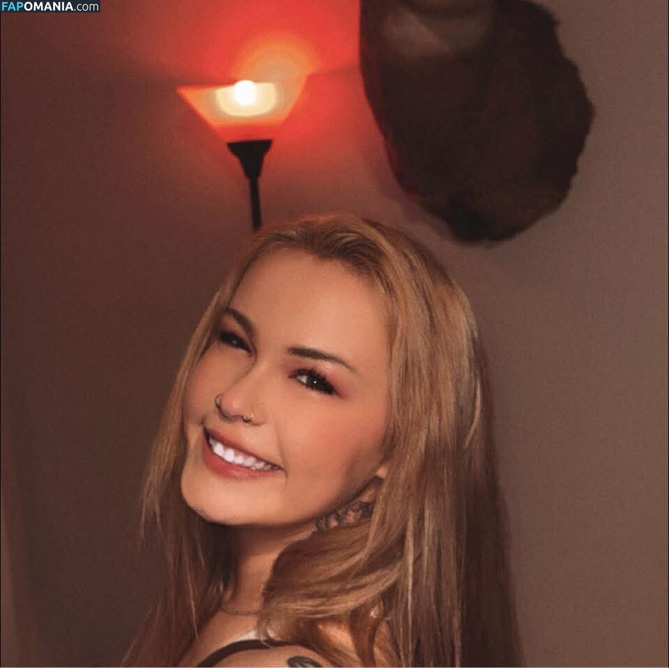 Busty Kristen from Iowa Meztelen OnlyFans  Kikerült fotó #2