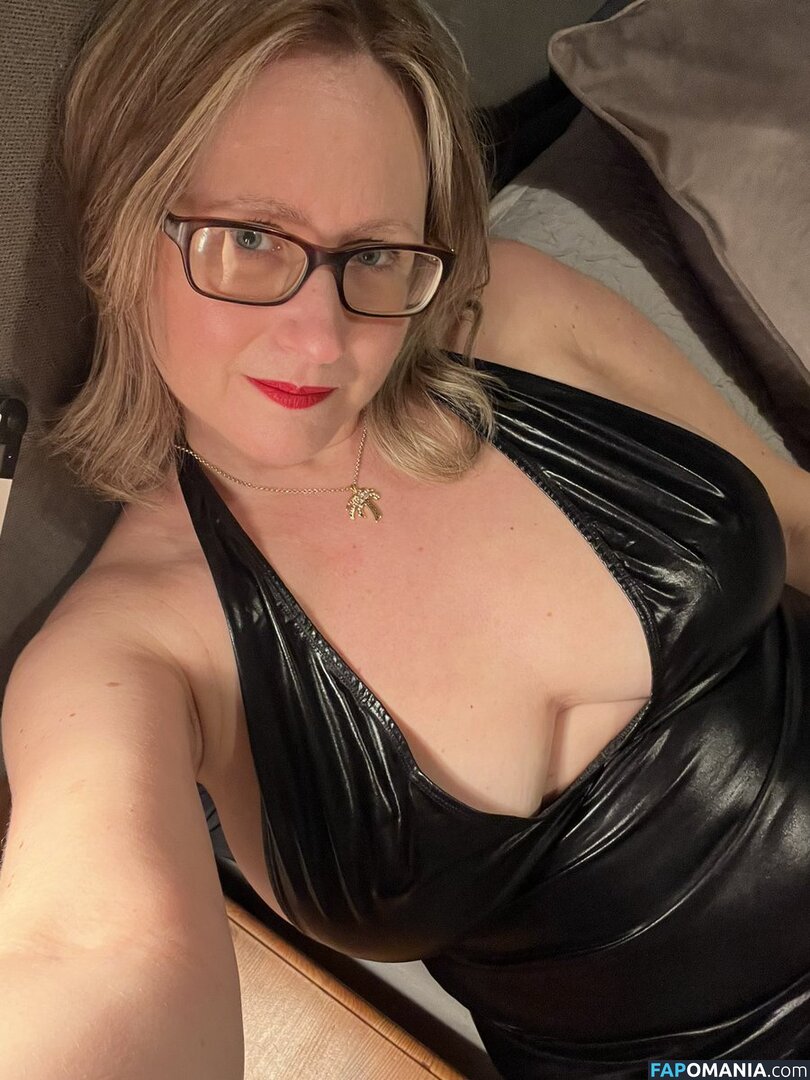 Bustyblondmombshell Meztelen OnlyFans  Kikerült fotó #9